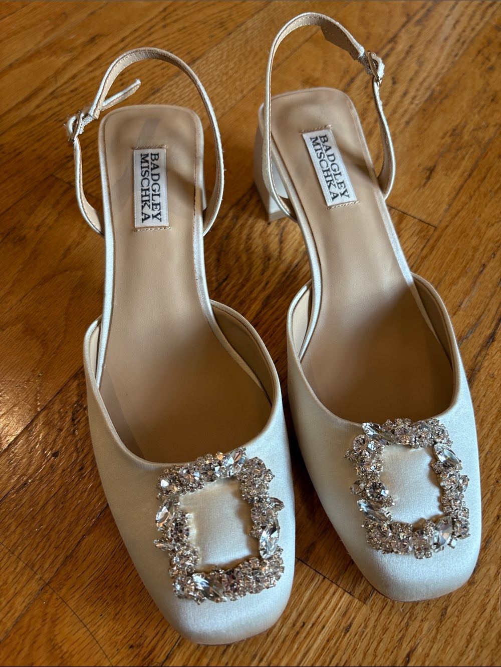 Badgley Mischka Bridal Closed Toe Bridal Block Heel Size 8 Vintage Satin Style
